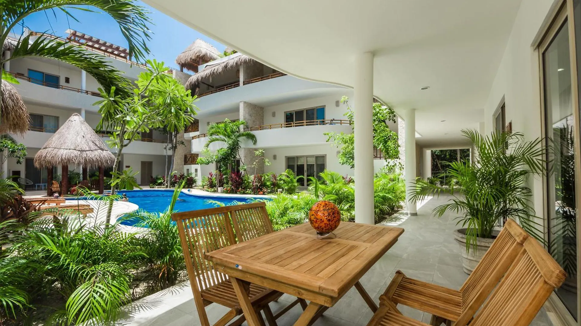 Poolside Bliss Private Terrace And Jacuzzi Apartment Tulum 0*,